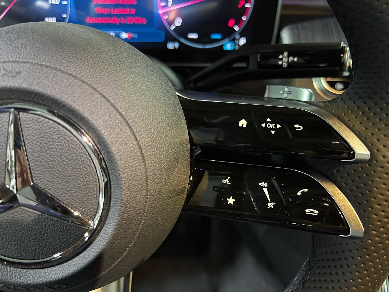 2025 Mercedes-Benz GLC GLC 300