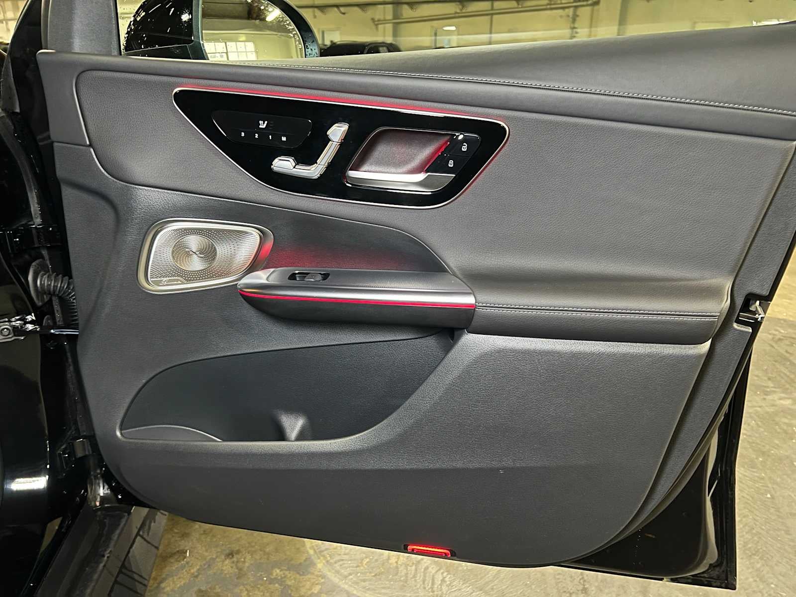 2025 Mercedes-Benz GLC 300 GLC 300