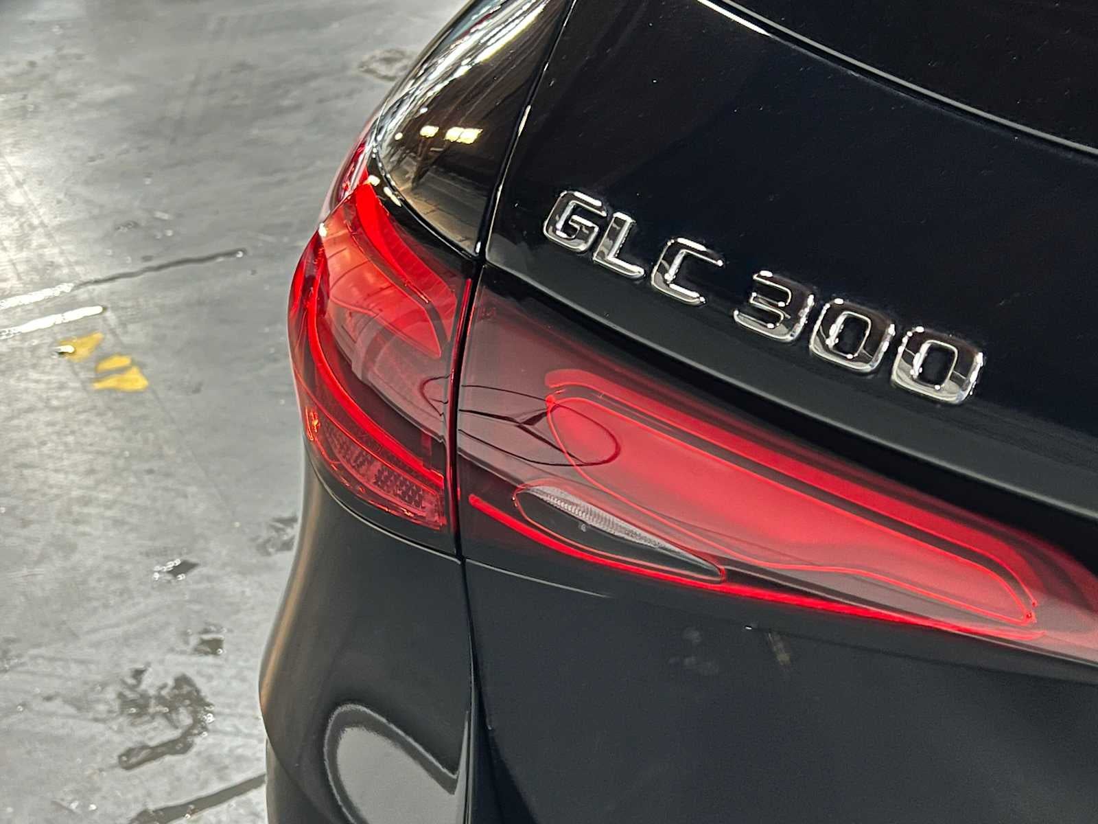 2025 Mercedes-Benz GLC 300 GLC 300