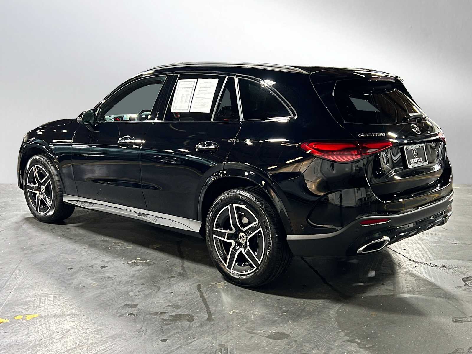 2025 Mercedes-Benz GLC 300 GLC 300