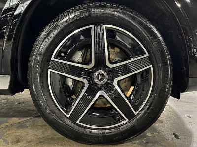 2025 Mercedes-Benz GLC 300 GLC 300