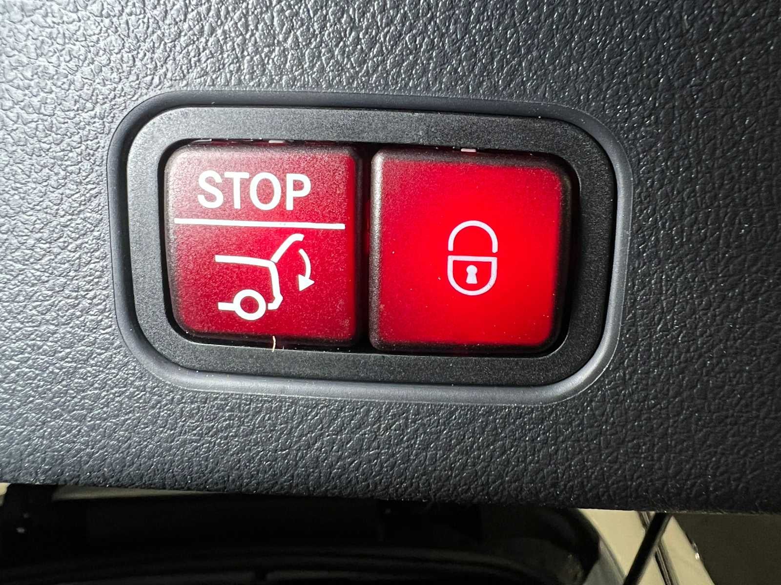 2025 Mercedes-Benz GLC 300 GLC 300