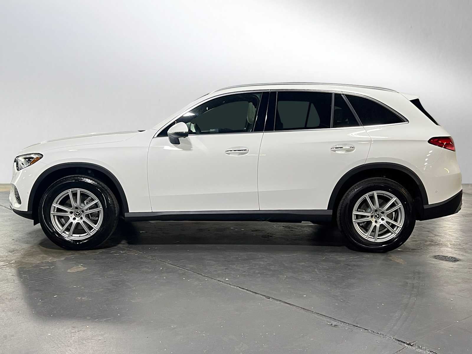 2025 Mercedes-Benz GLC GLC 300