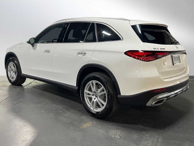 2025 Mercedes-Benz GLC GLC 300