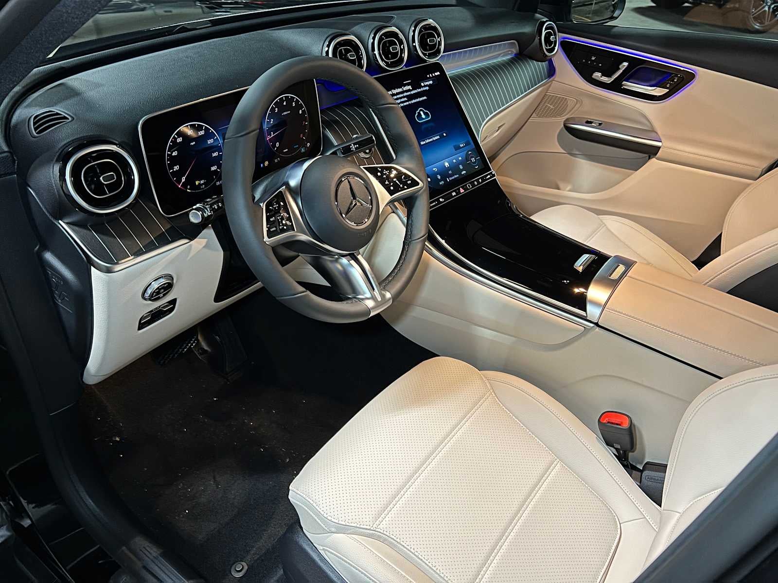 2026 Mercedes-Benz GLC 300 4MATIC® SUV