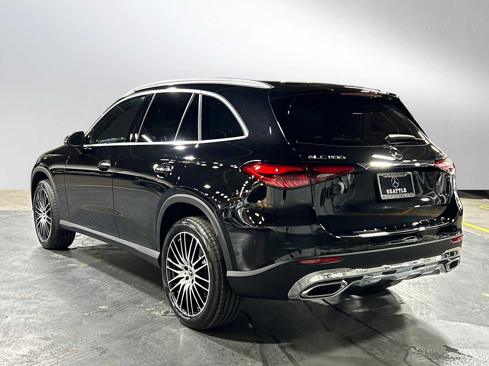 2026 Mercedes-Benz GLC 300 4MATIC® SUV