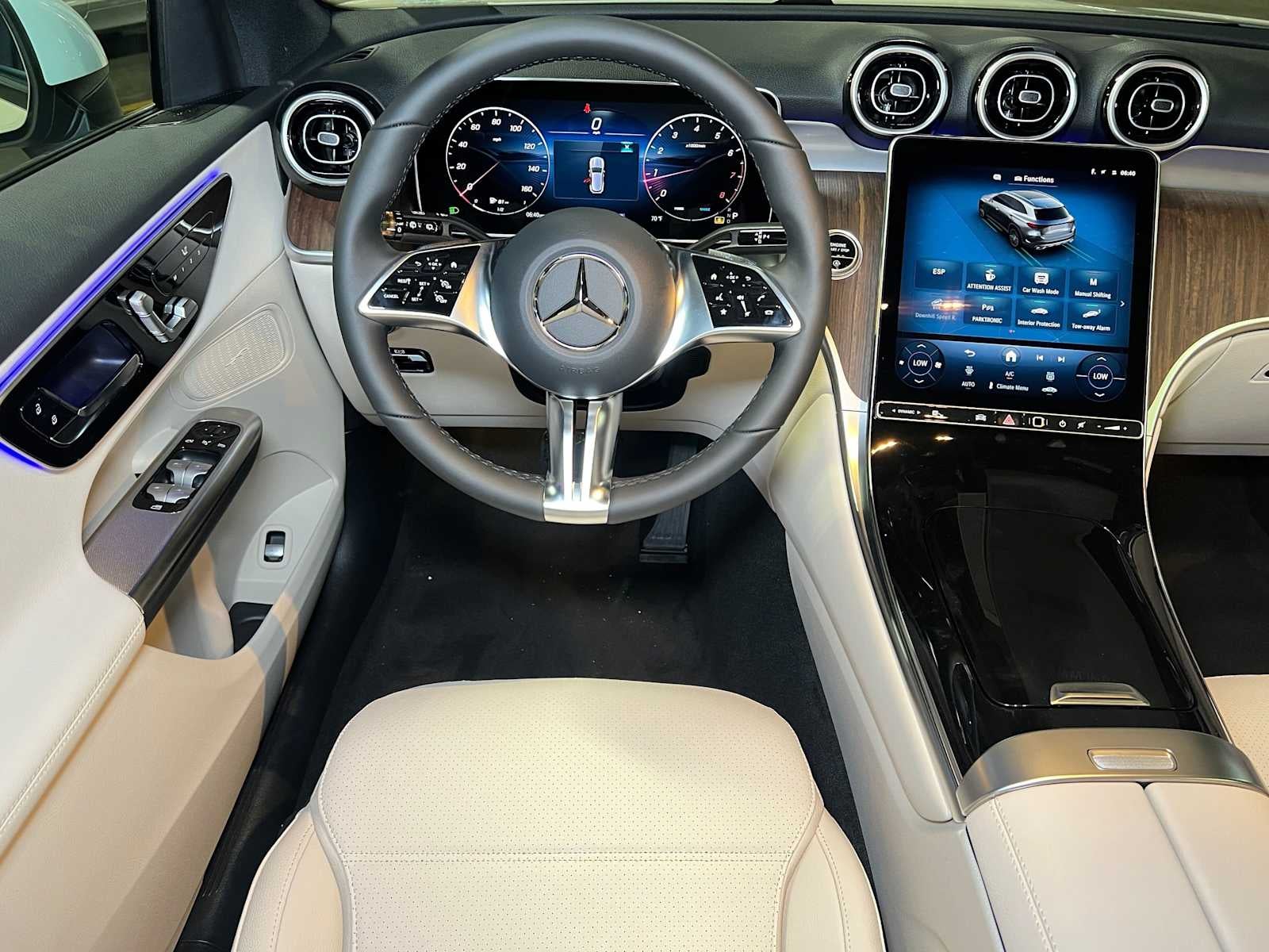 2026 Mercedes-Benz GLC 300 4MATIC® SUV
