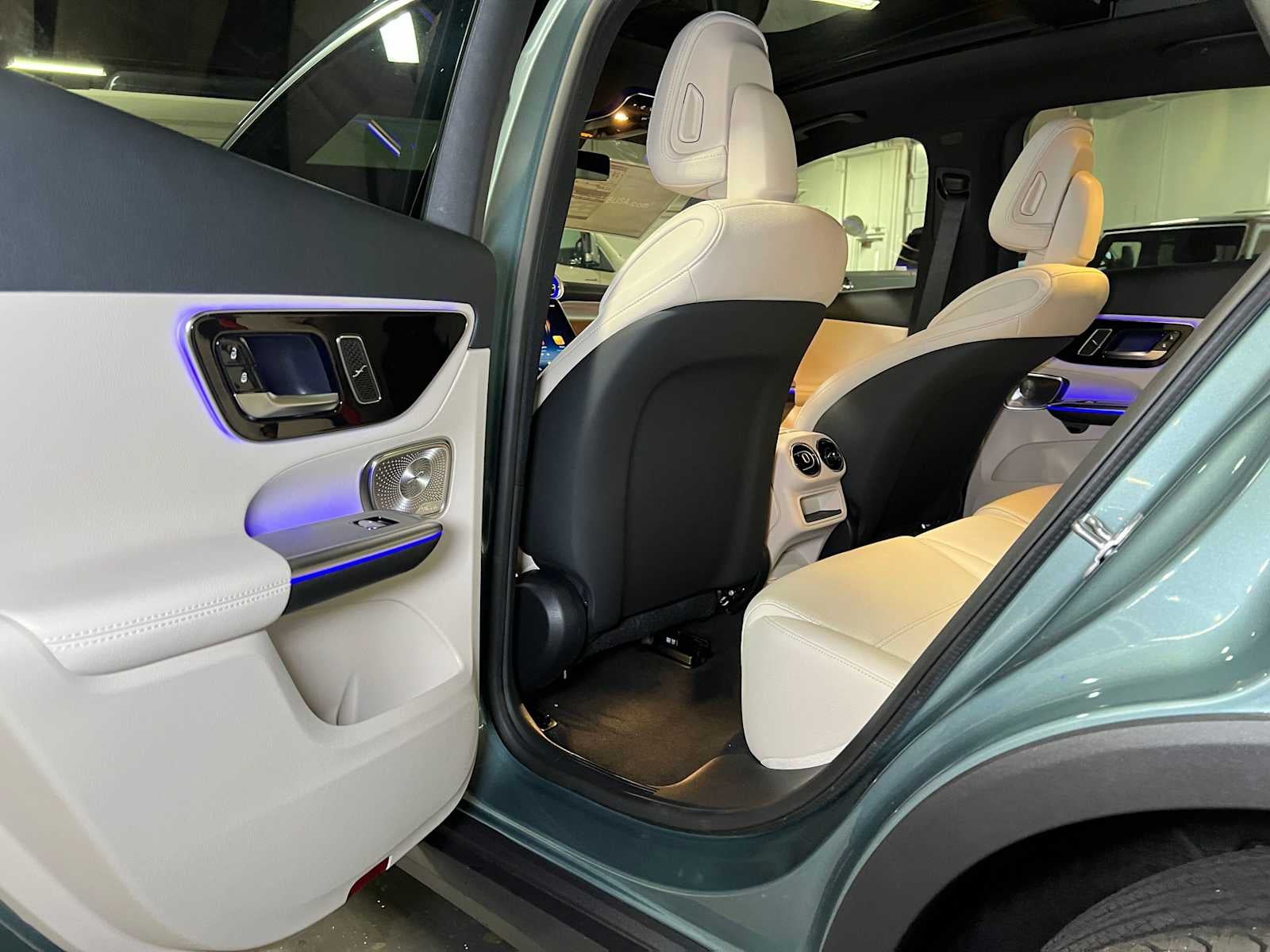 2027 Mercedes-Benz GLC 300 4MATIC® SUV