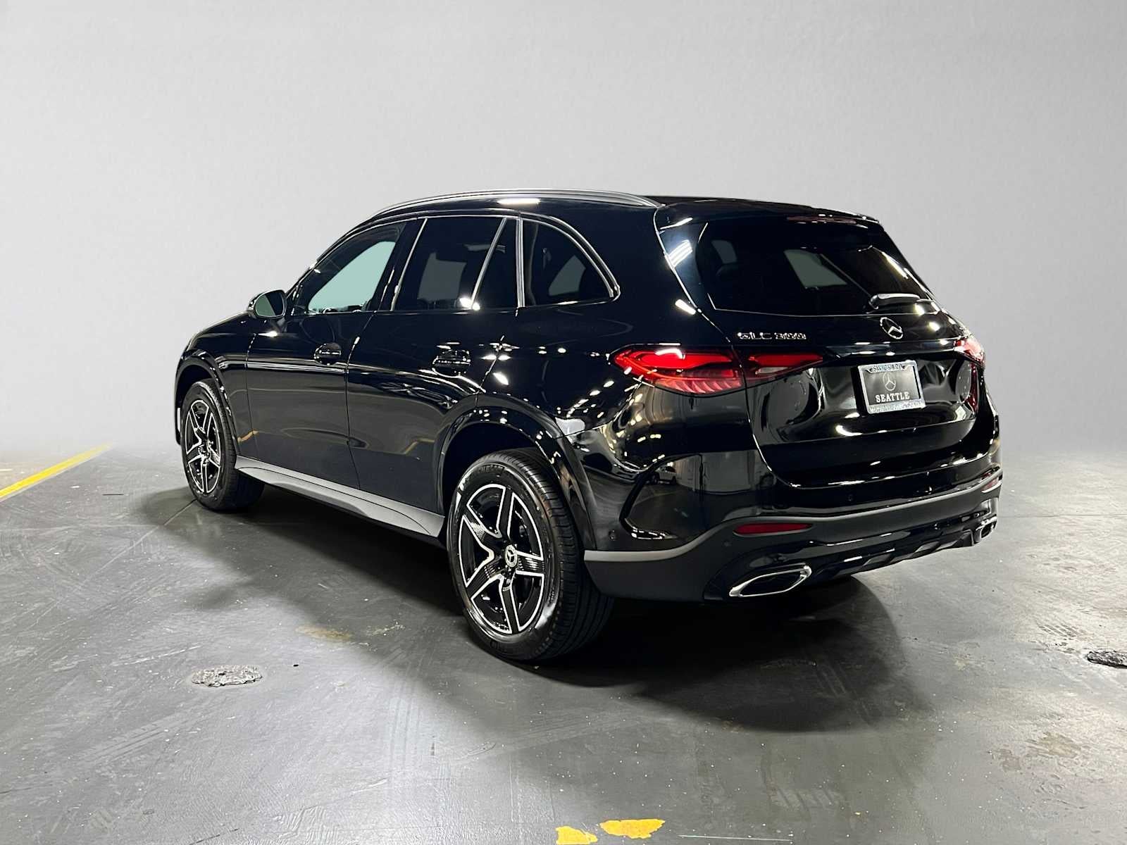 2027 Mercedes-Benz GLC 300 4MATIC® SUV