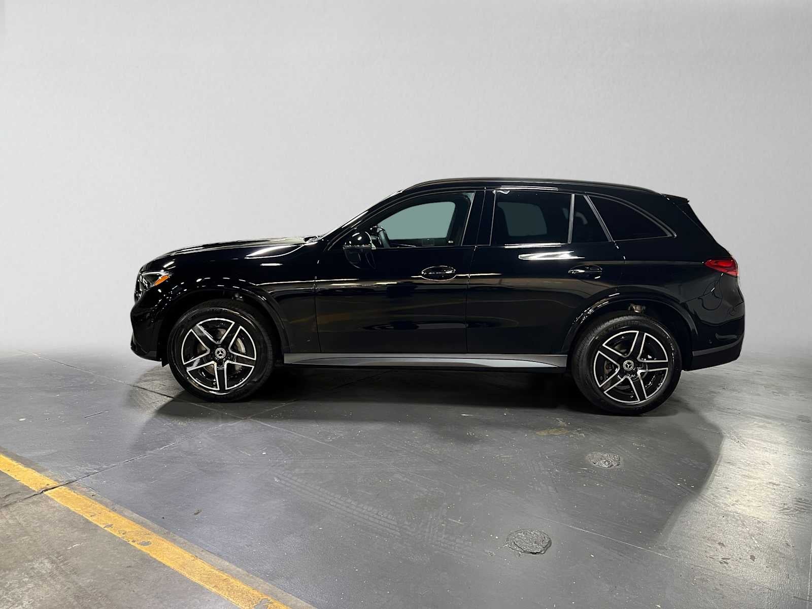 2027 Mercedes-Benz GLC 300 4MATIC® SUV