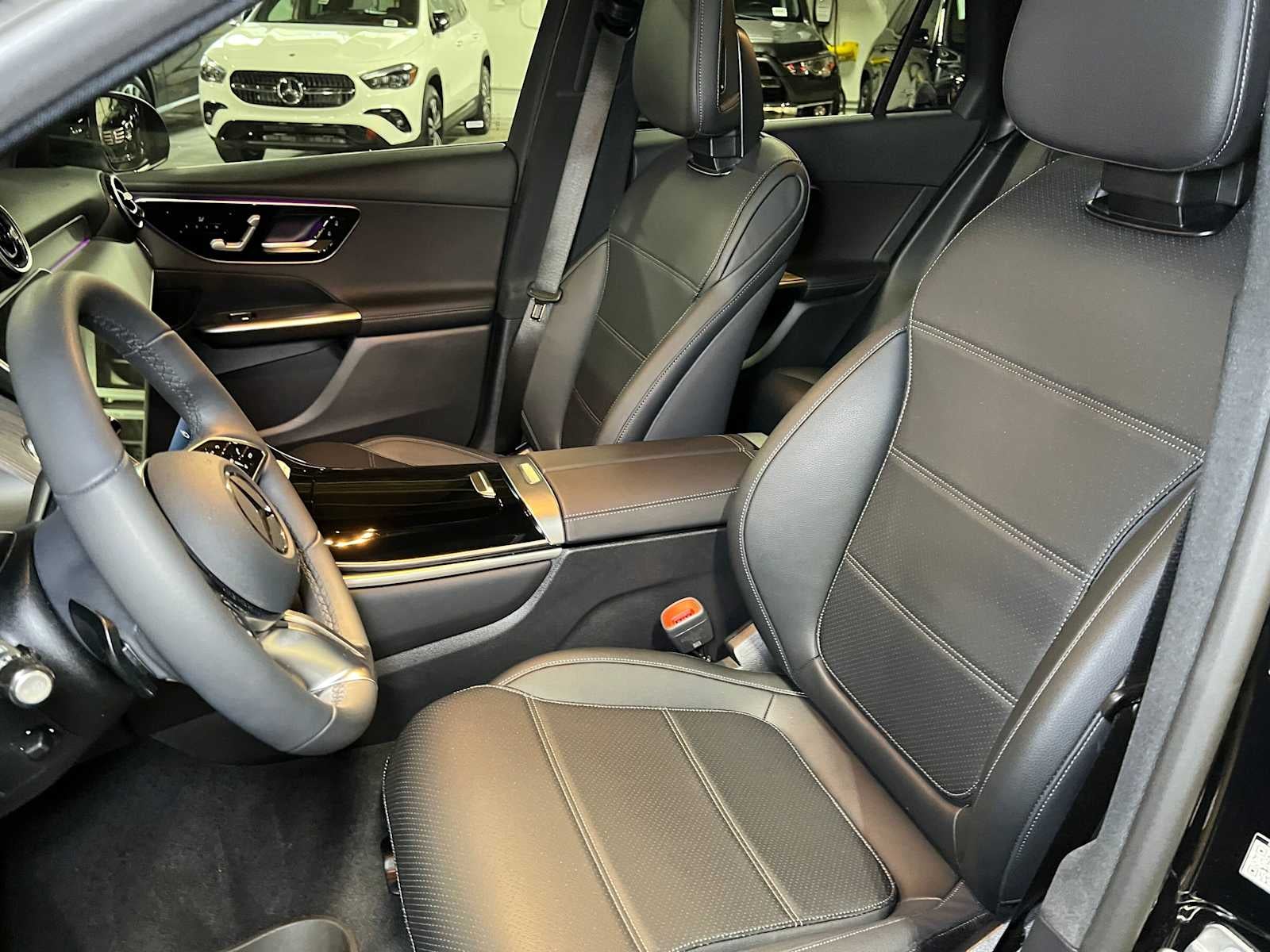 2026 Mercedes-Benz GLC 300 4MATIC® SUV