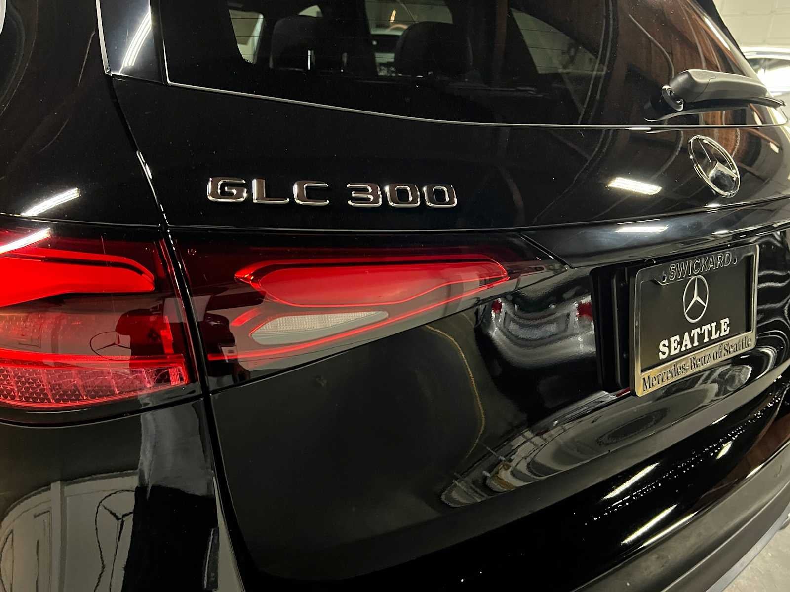 2026 Mercedes-Benz GLC 300 4MATIC® SUV