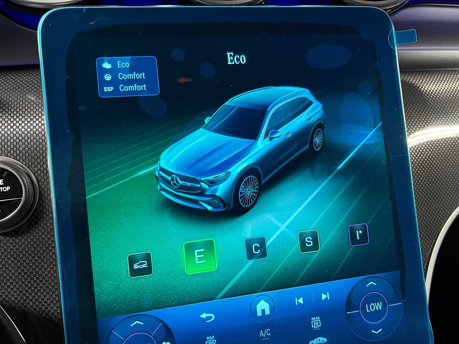 2027 Mercedes-Benz GLC 300 4MATIC® SUV