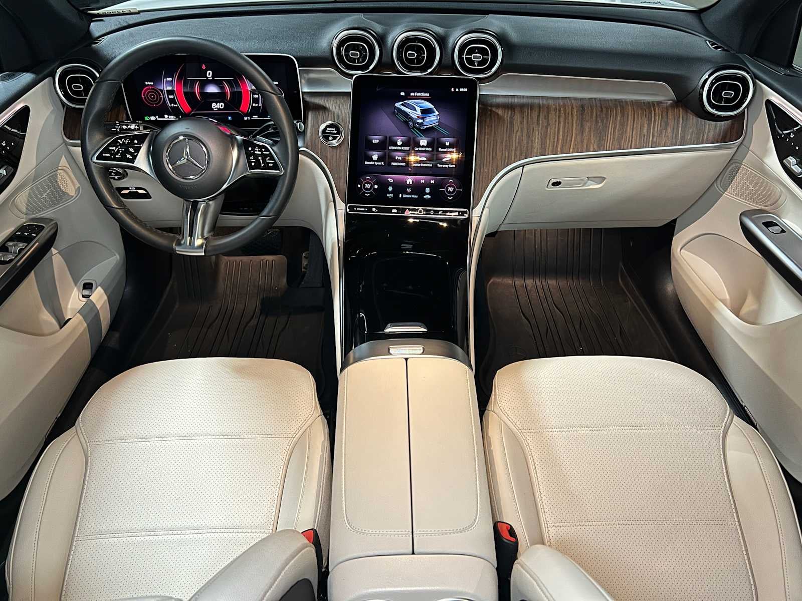 2026 Mercedes-Benz GLC 300 4MATIC® SUV