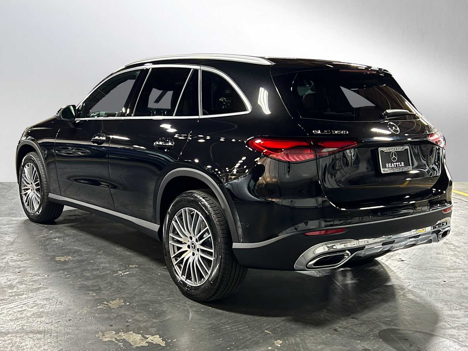 2026 Mercedes-Benz GLC 300 4MATIC® SUV