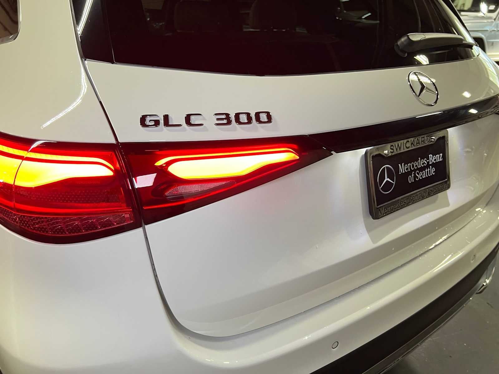 2027 Mercedes-Benz GLC 300 4MATIC® SUV