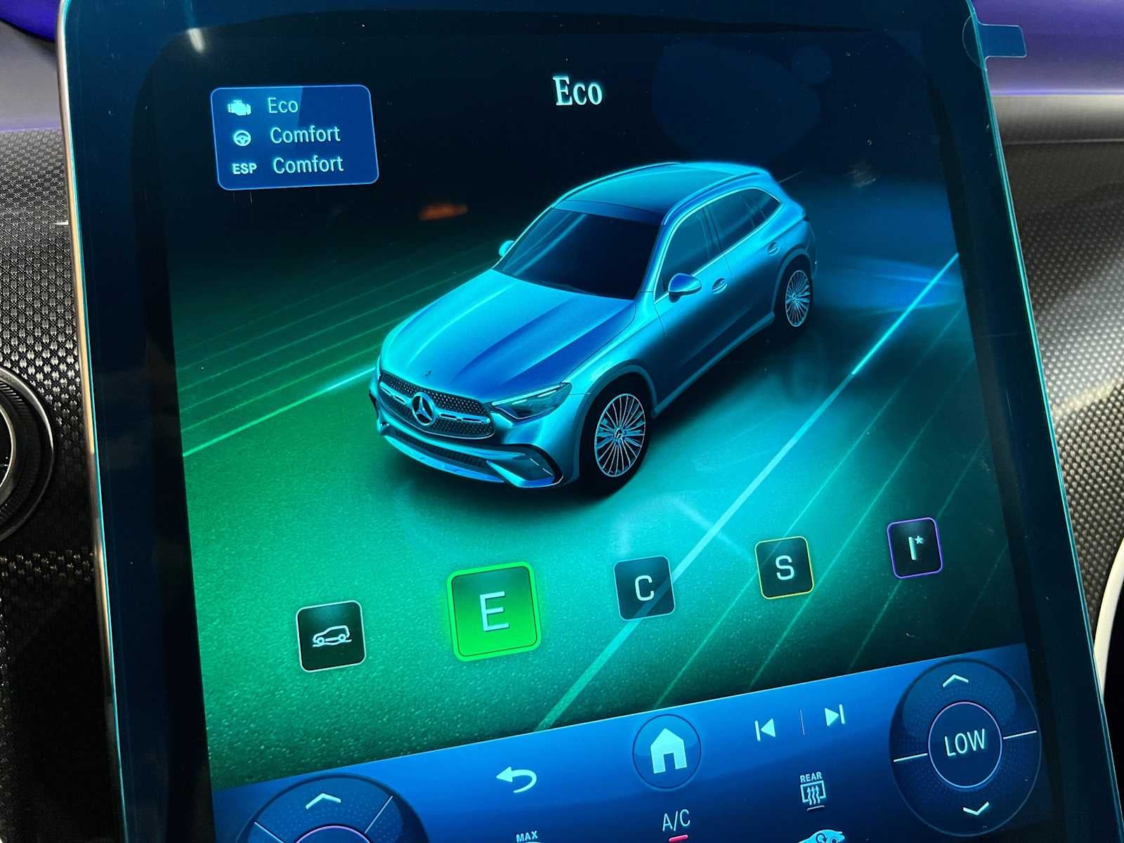 2027 Mercedes-Benz GLC 300 4MATIC® SUV