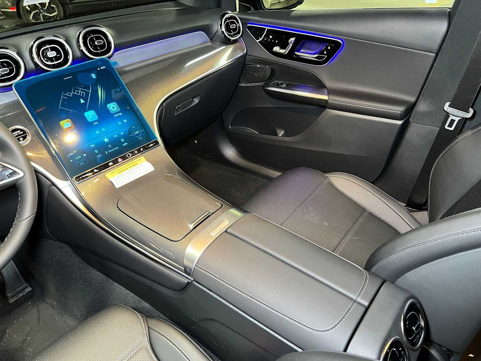 2027 Mercedes-Benz GLC 300 4MATIC® SUV