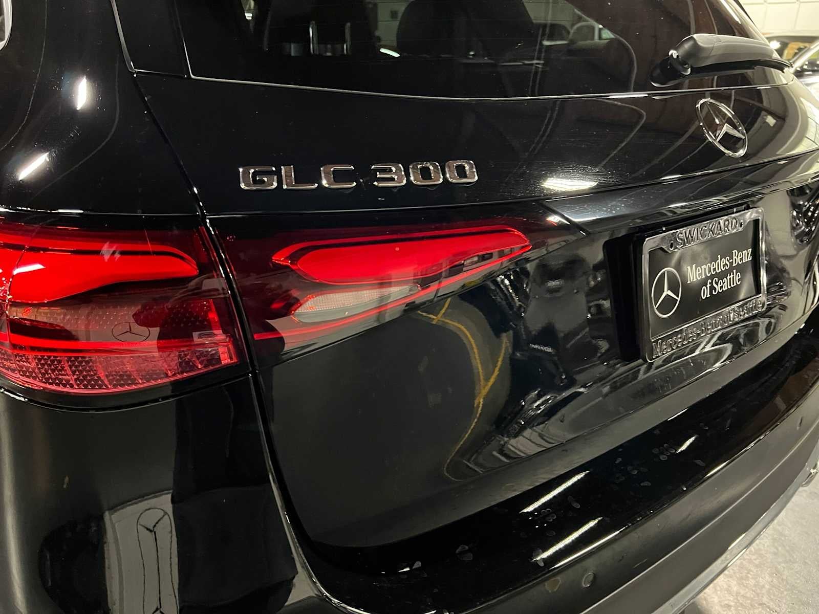 2027 Mercedes-Benz GLC 300 4MATIC® SUV