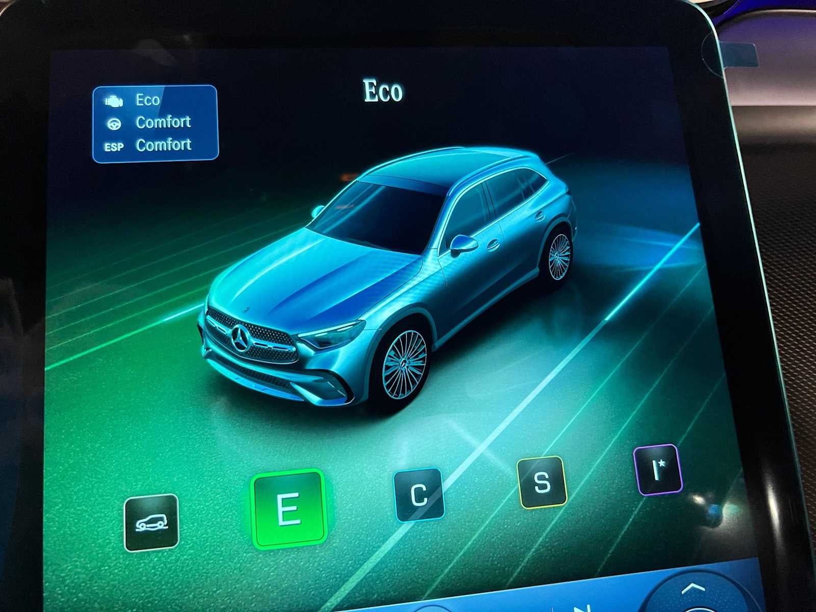 2027 Mercedes-Benz GLC 300 4MATIC® SUV