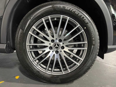 2025 Mercedes-Benz GLC GLC 300