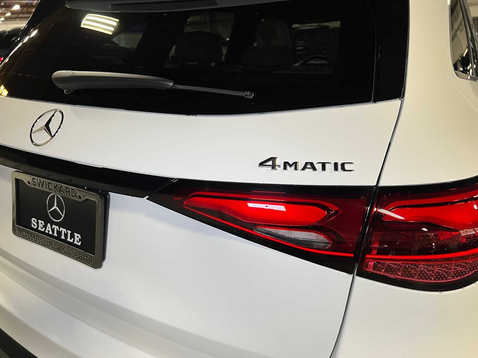 2026 Mercedes-Benz GLC 300 4MATIC® SUV