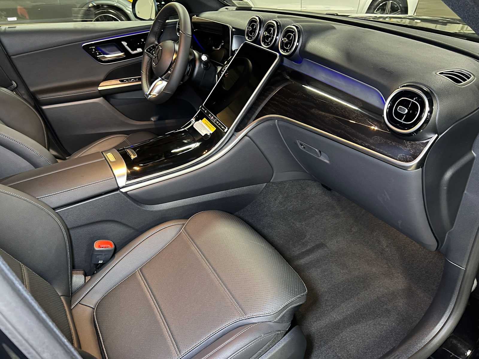 2027 Mercedes-Benz GLC 300 4MATIC® SUV