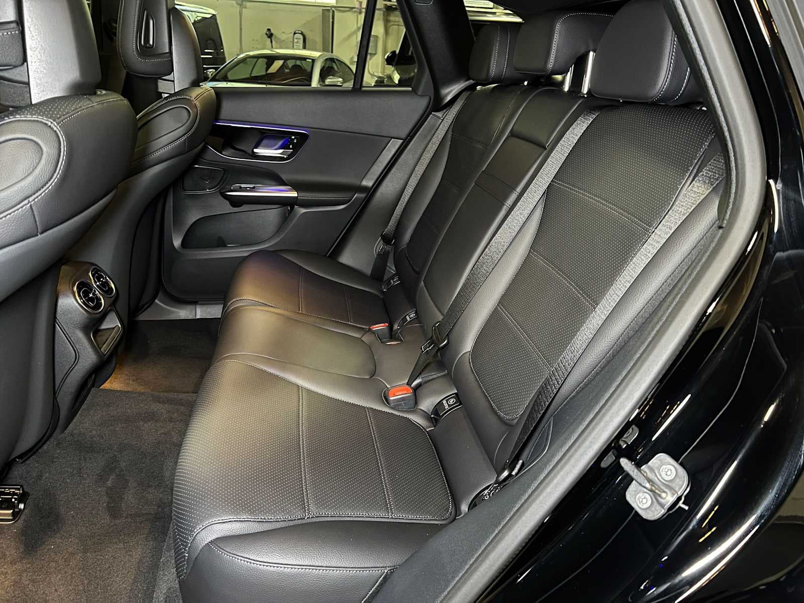 2027 Mercedes-Benz GLC 300 4MATIC® SUV
