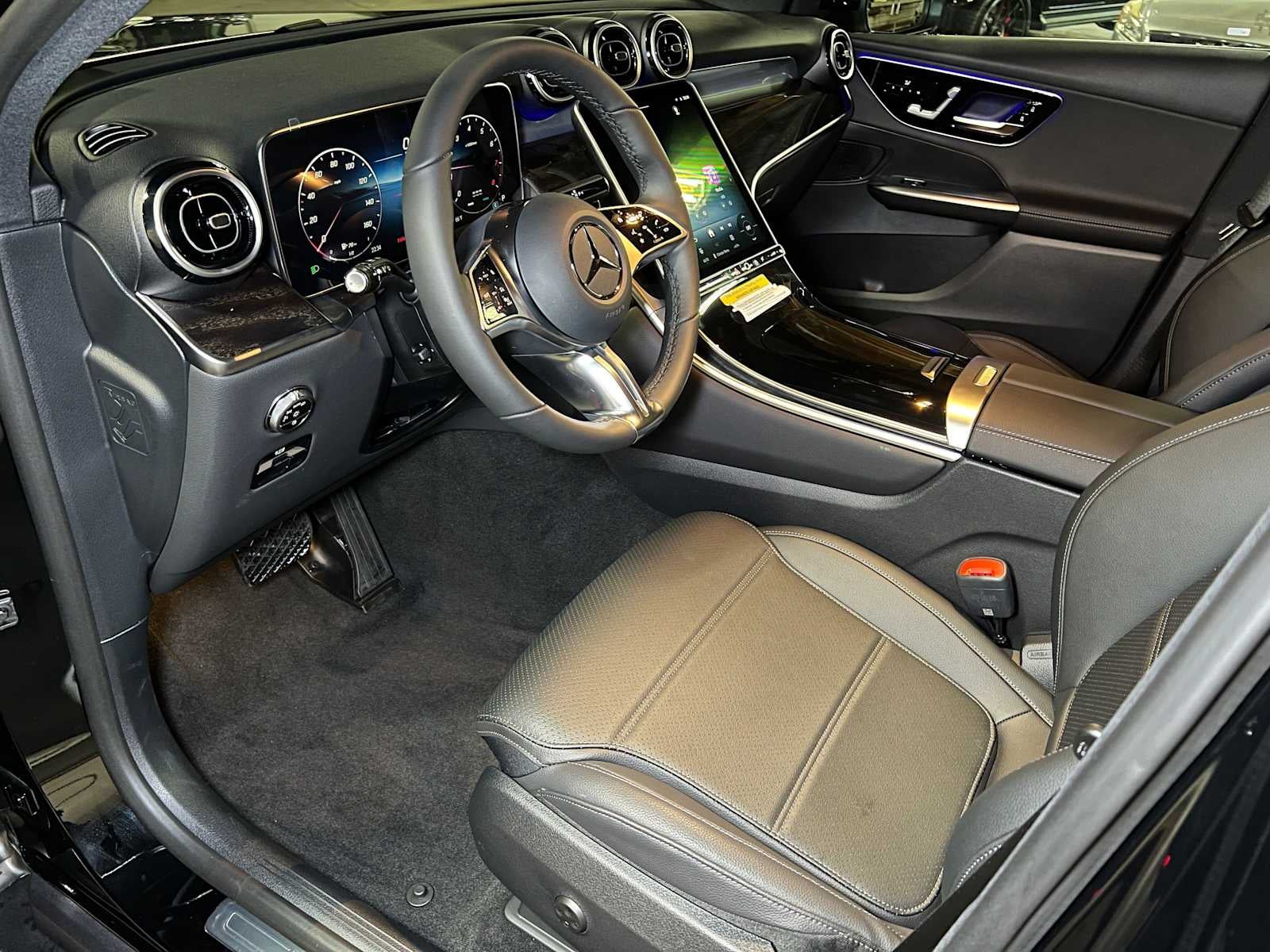 2027 Mercedes-Benz GLC 300 4MATIC® SUV