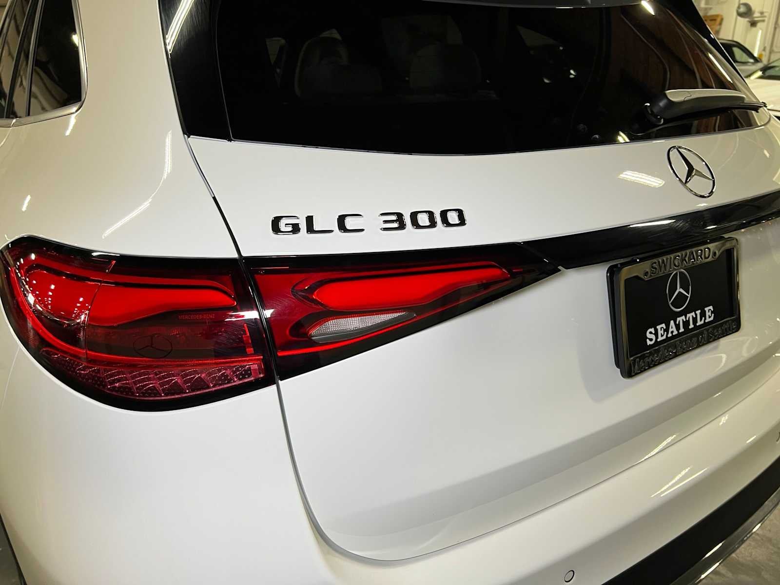 2027 Mercedes-Benz GLC 300 4MATIC® SUV