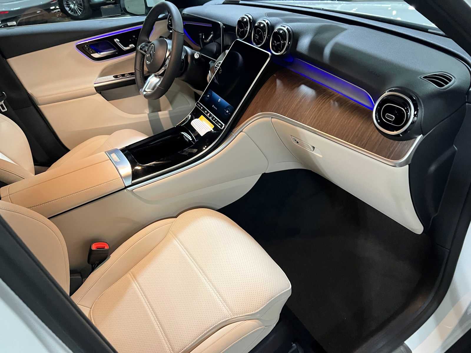 2027 Mercedes-Benz GLC 300 4MATIC® SUV