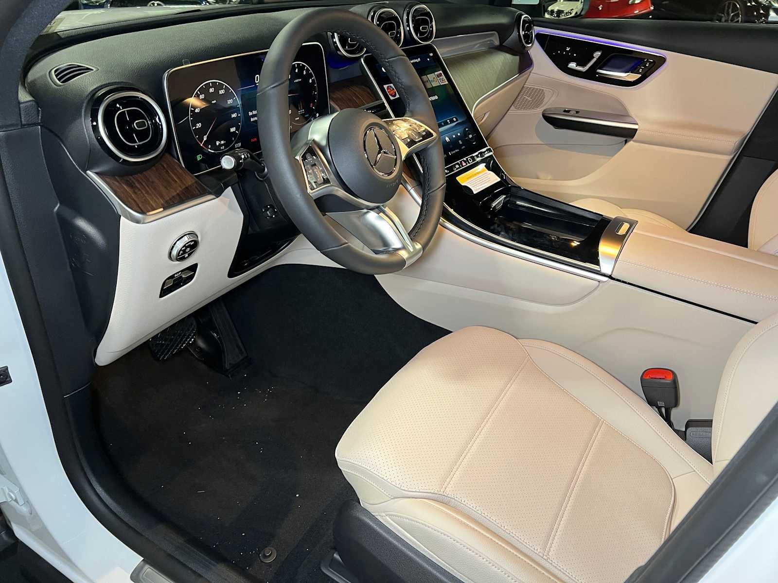 2027 Mercedes-Benz GLC 300 4MATIC® SUV