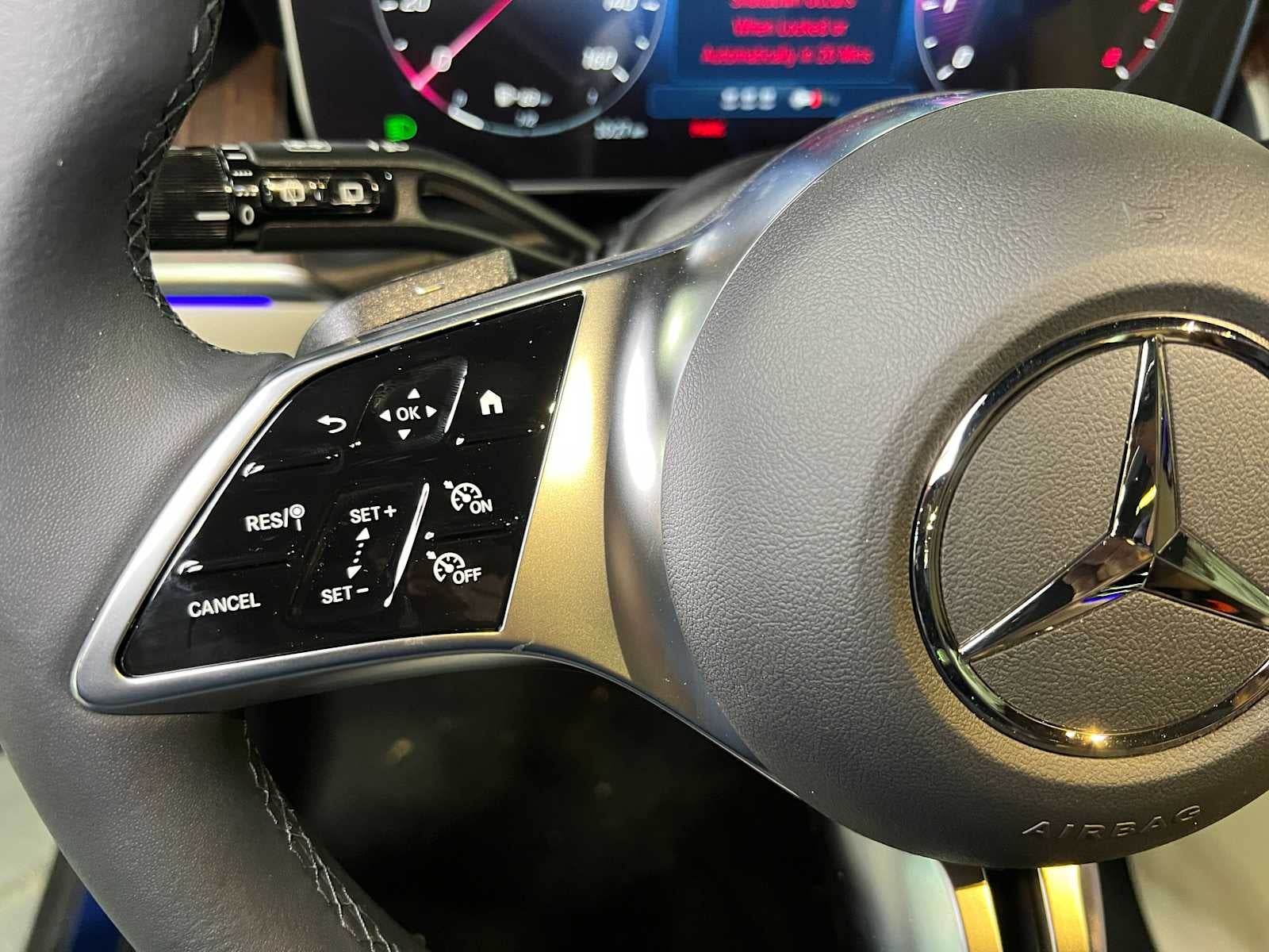 2025 Mercedes-Benz GLC GLC 300