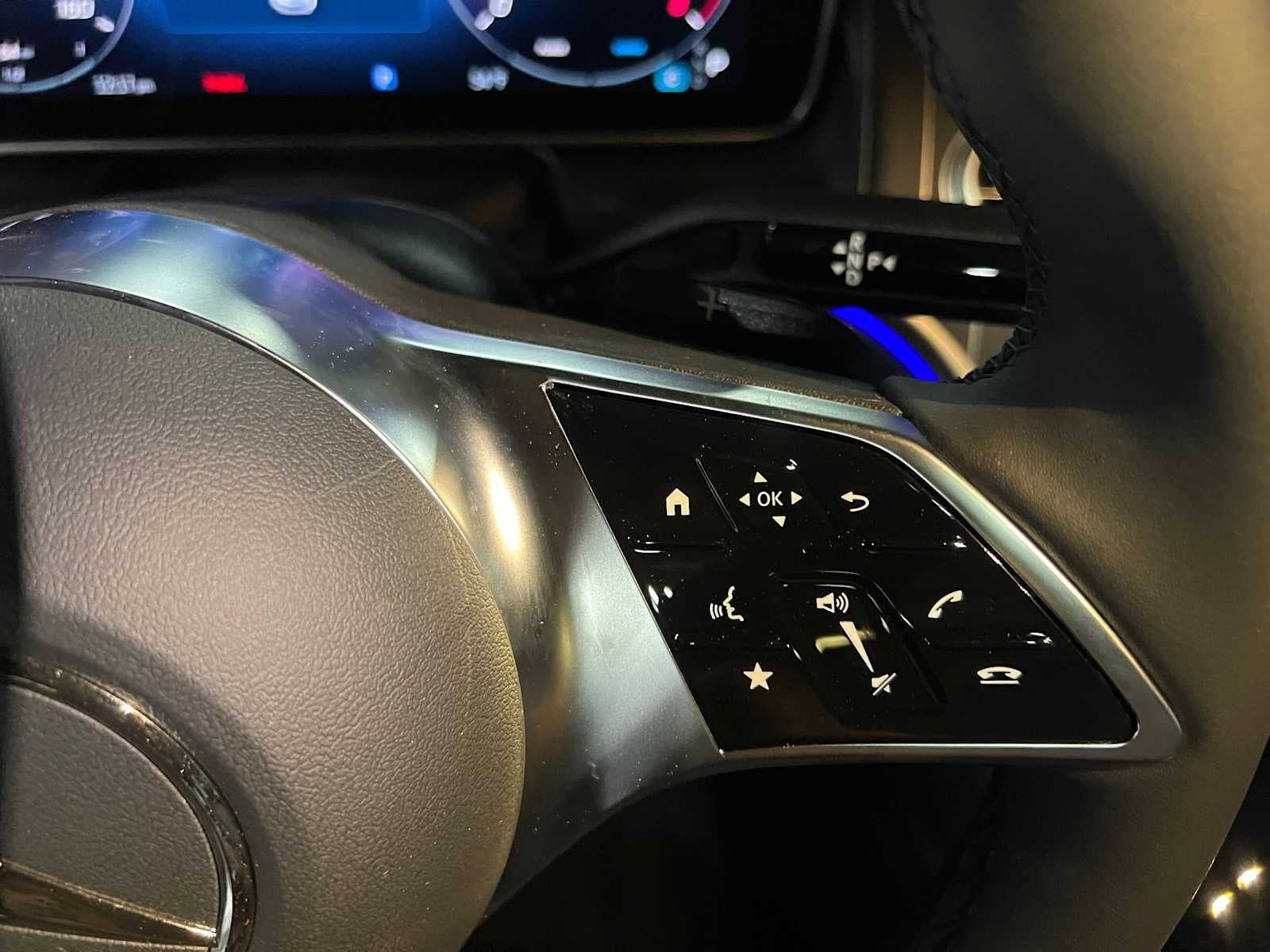 2025 Mercedes-Benz GLC GLC 300