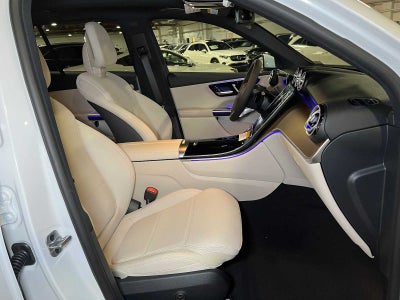 2025 Mercedes-Benz GLC 300 GLC 300