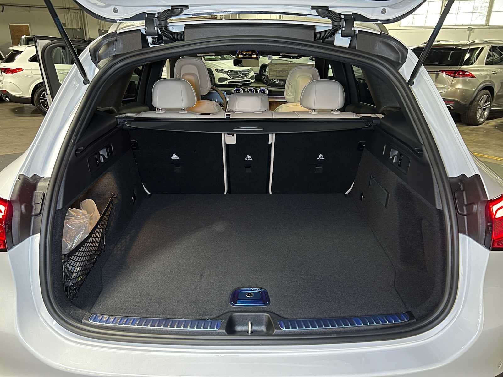 2025 Mercedes-Benz GLC 300 GLC 300