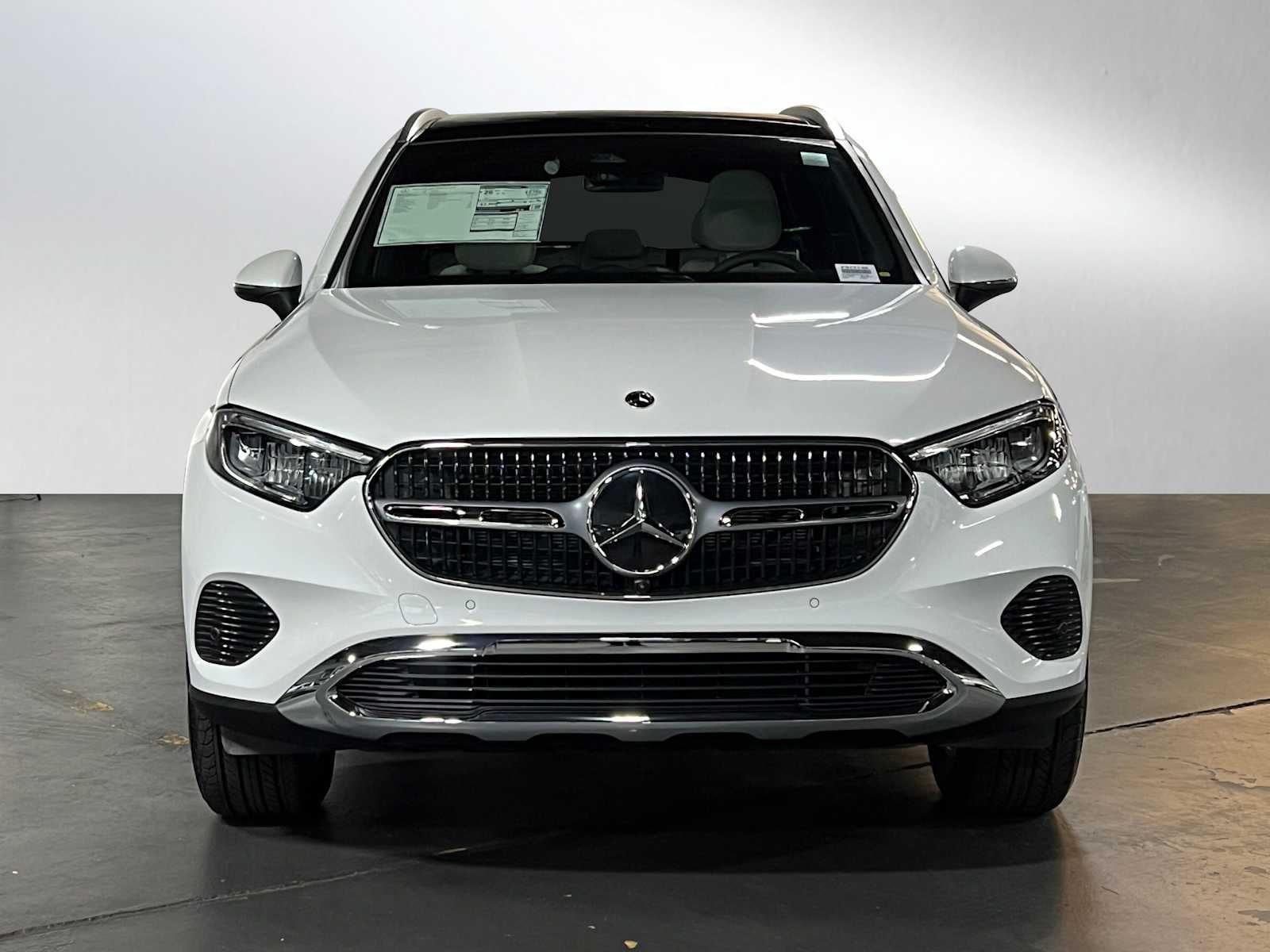 2025 Mercedes-Benz GLC 300 GLC 300