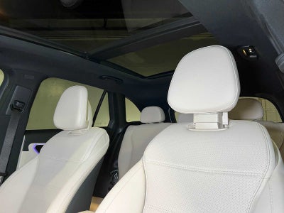 2025 Mercedes-Benz GLC 300 GLC 300