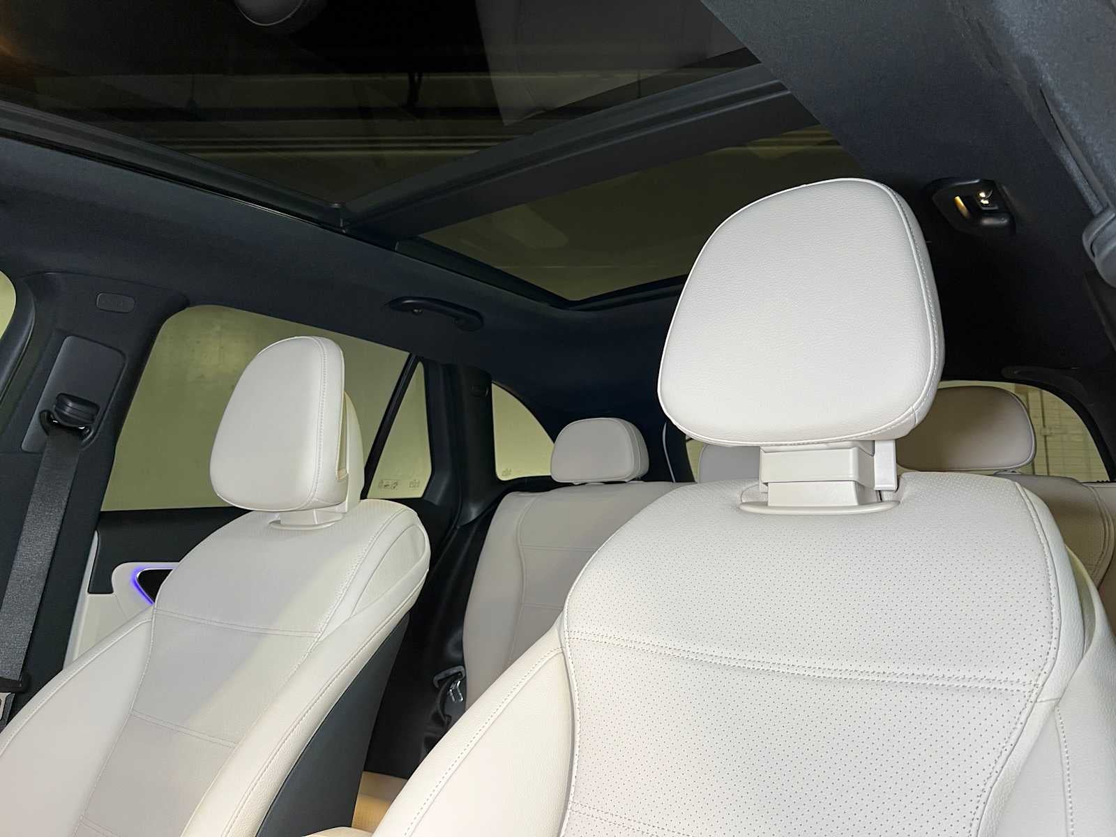 2025 Mercedes-Benz GLC 300 GLC 300