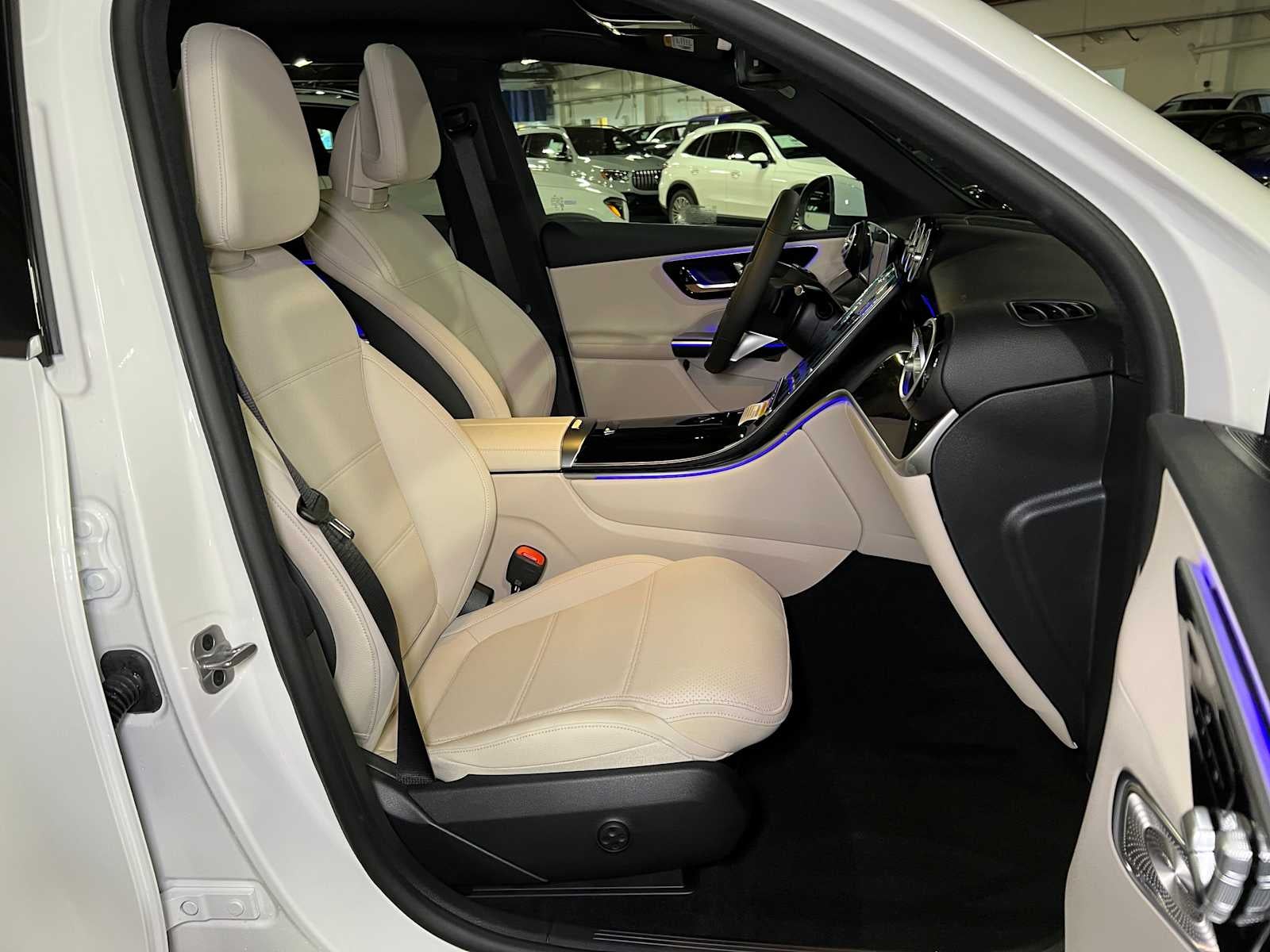 2025 Mercedes-Benz GLC GLC 300