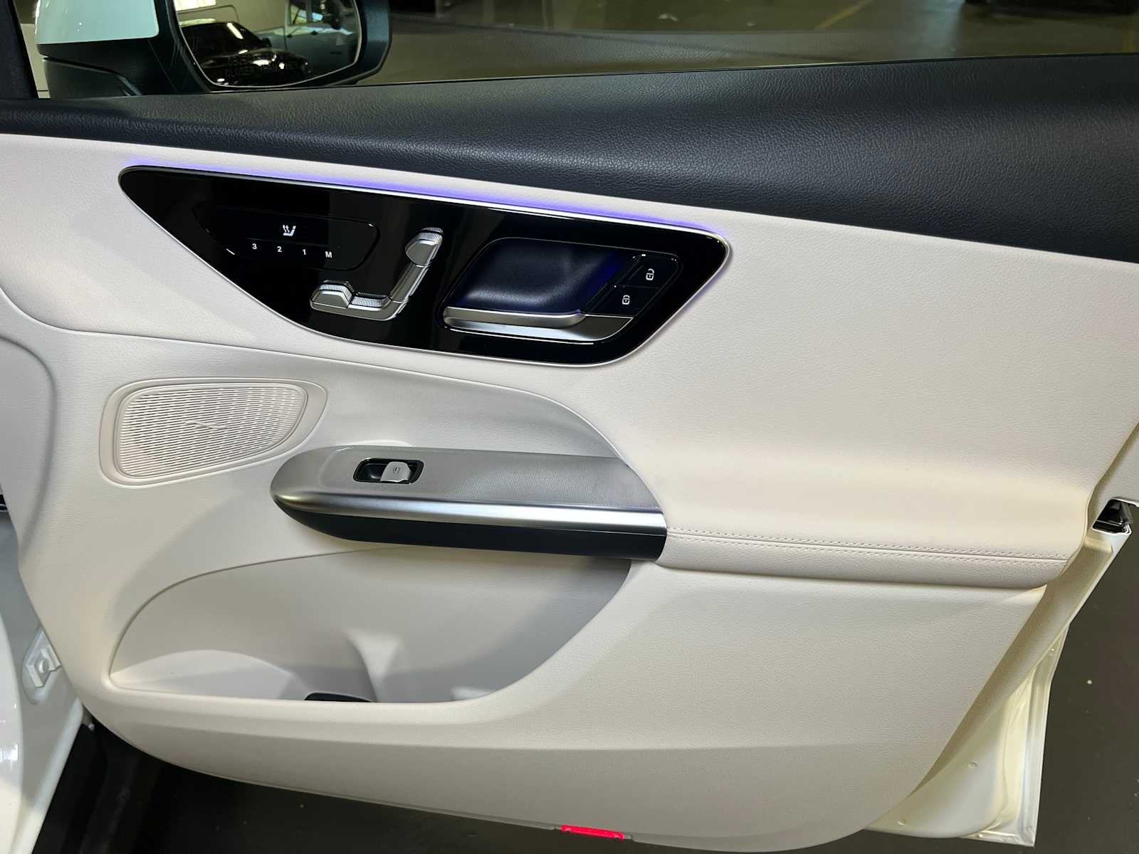 2025 Mercedes-Benz GLC 300 GLC 300