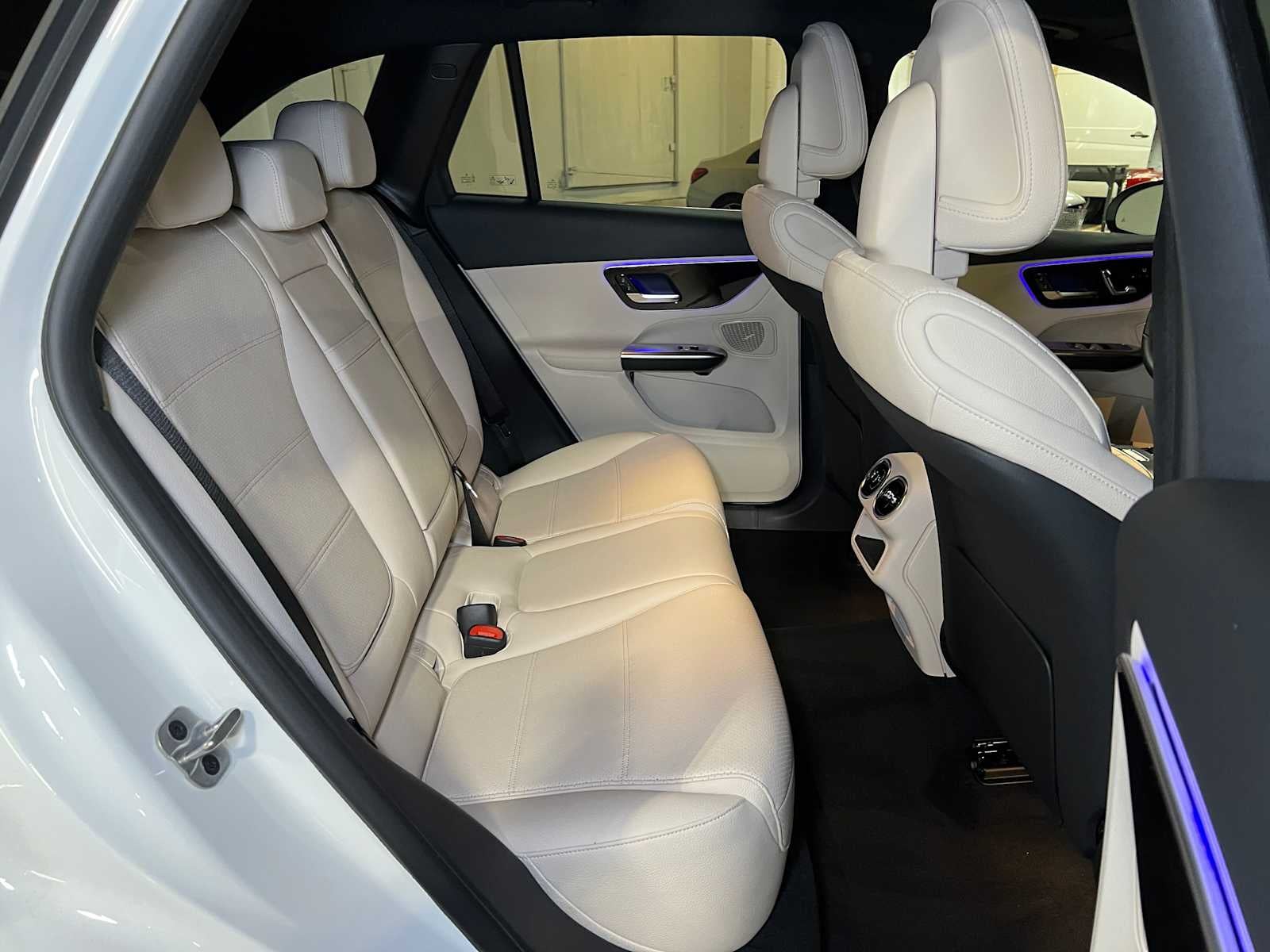 2025 Mercedes-Benz GLC 300 GLC 300