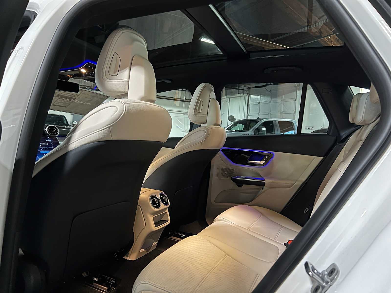 2025 Mercedes-Benz GLC 300 GLC 300