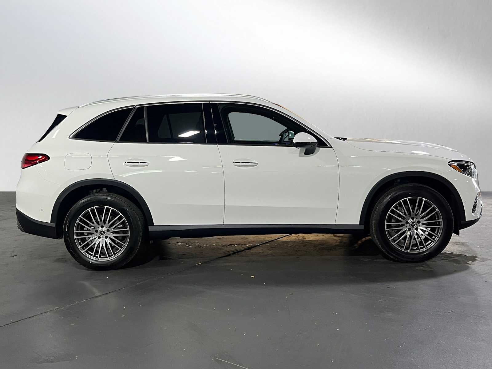 2025 Mercedes-Benz GLC 300 GLC 300
