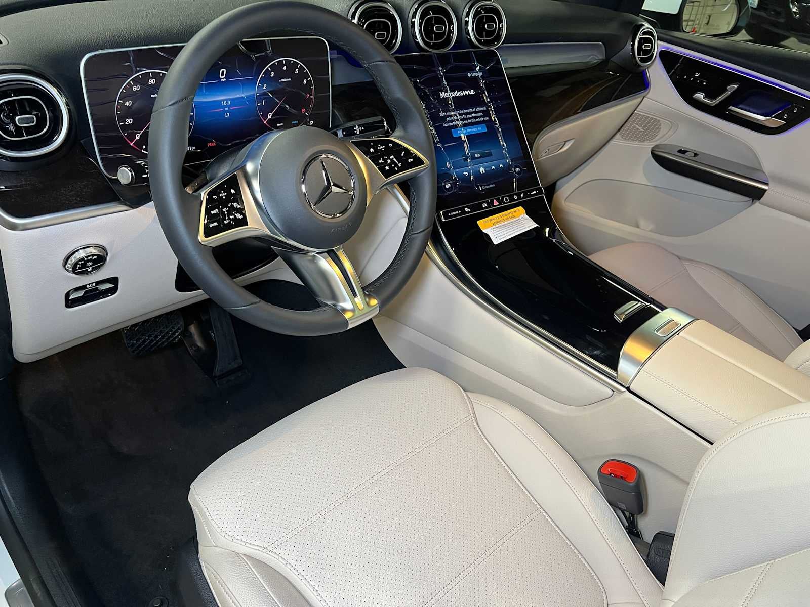 2025 Mercedes-Benz GLC 300 GLC 300