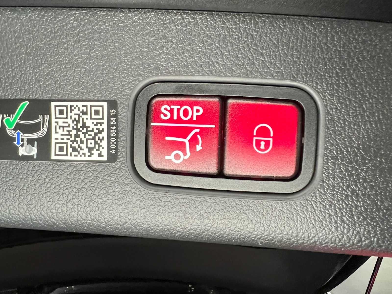 2025 Mercedes-Benz GLC GLC 300