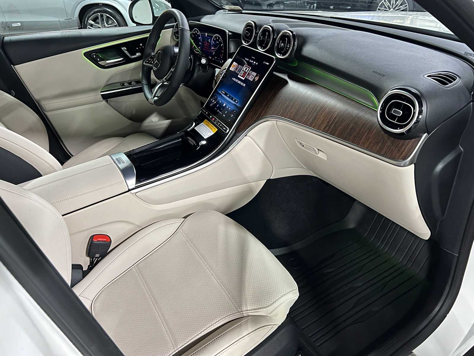 2026 Mercedes-Benz GLC 300 4MATIC® SUV