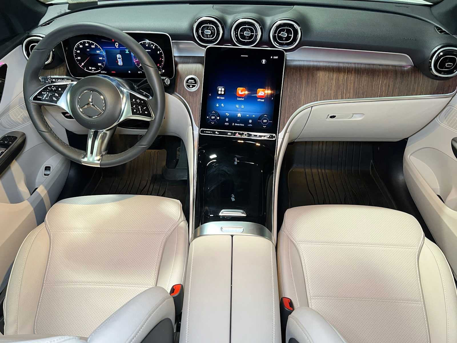 2026 Mercedes-Benz GLC 300 4MATIC® SUV