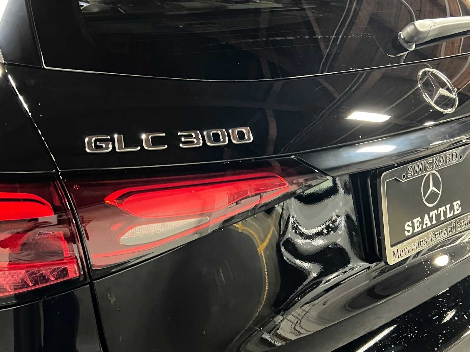 2027 Mercedes-Benz GLC 300 4MATIC® SUV