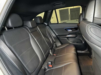 2025 Mercedes-Benz GLC 300 GLC 300